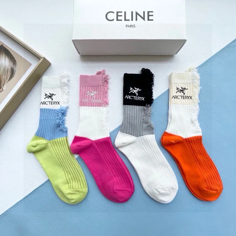 Athleisure Style Sale SACC - Mix Socks - 504 Trendy Bags, Huge Savings