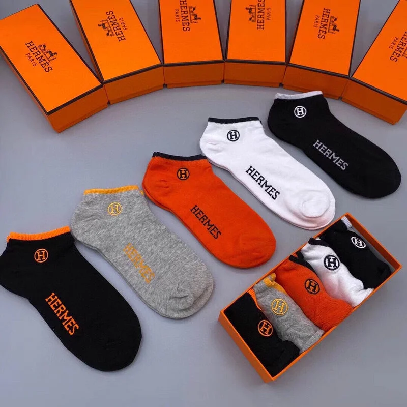 Casual Yet Chic Sales SACC - Mix Socks - 344 Stylish Bags, Unbeatable Prices