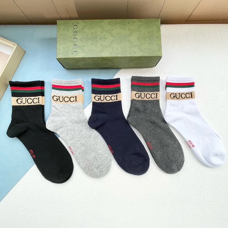 Dive Into Trendy Styles SACC - Mix Socks - 530 Must-Have Bags At Irresistible Discounts Dive Into Trendy Styles SACC - Mix Socks - 530 Must-Have Bags At Irresistible Discounts