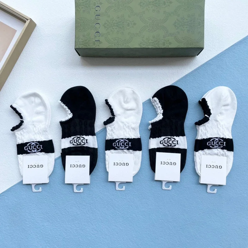 Glamorous Fashion Offers SACC - Mix Socks - 465 Stylish Handbags At Unbeatable Discounts Glamorous Fashion Offers SACC - Mix Socks - 465 Stylish Handbags At Unbeatable Discounts
