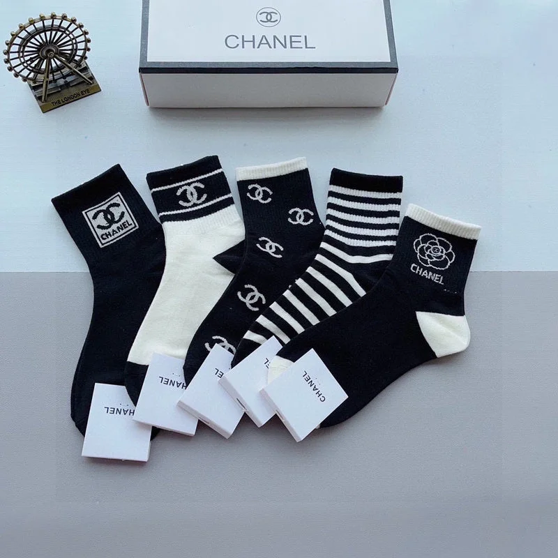 Relaxed Style Deals SACC - Mix Socks - 254 Chic Shoulder Bags At Promotional Rates Relaxed Style Deals SACC - Mix Socks - 254 Chic Shoulder Bags At Promotional Rates
