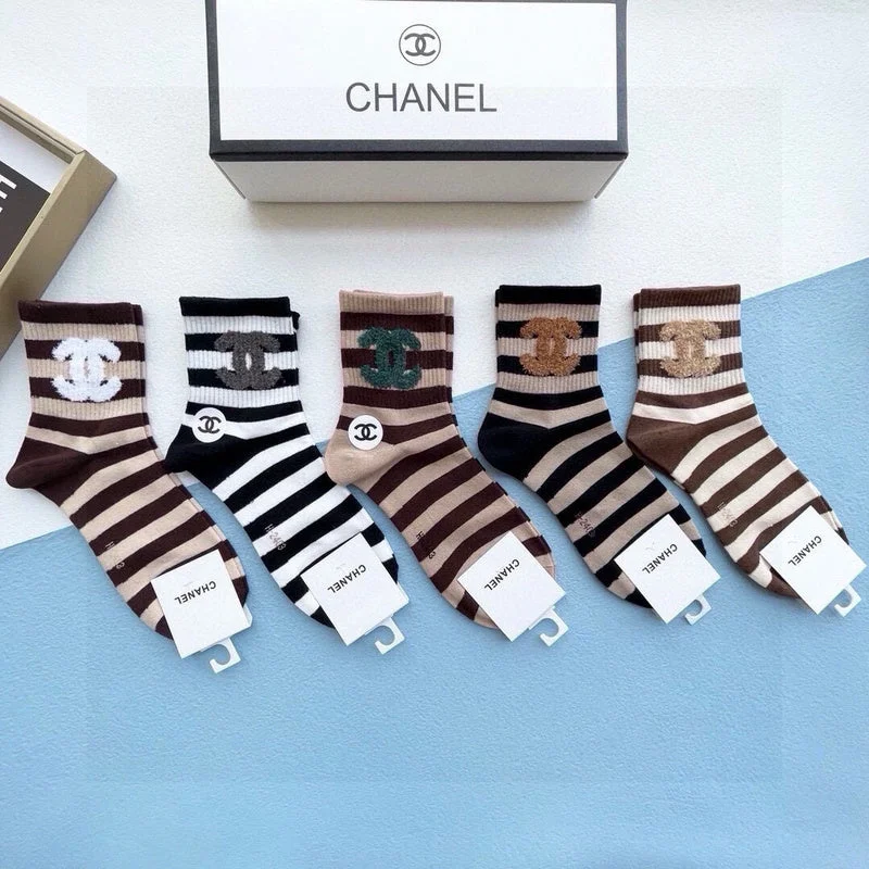 End-Of-Season Clearance SACC - Mix Socks - 234 Fashionable Bags With Special Seasonal Offers