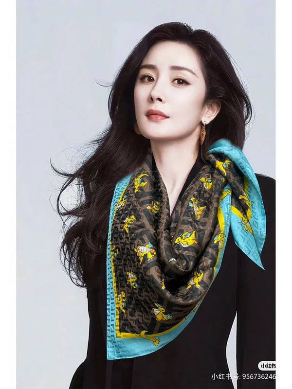 Urban Bags For City Life And Streetwear Fashion SACC - Mix Scarves - 575 High-Fashion Handbags At Reduced Costs Urban Bags For City Life And Streetwear Fashion SACC - Mix Scarves - 575 High-Fashion Handbags At Reduced Costs