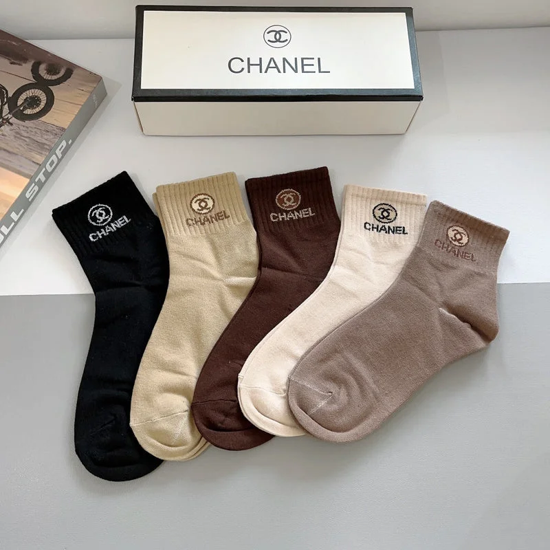 Edgy Fashion Deals SACC - Mix Socks - 257 Statement Bags With Exclusive Savings