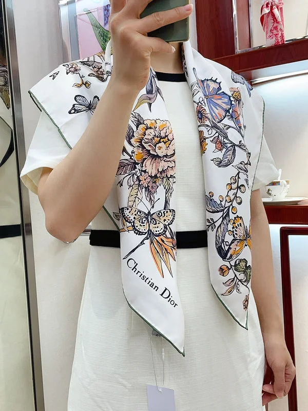 Season Offer SACC - Mix Scarves - 752 Luxury Totes At The Lowest Prices Of The Season