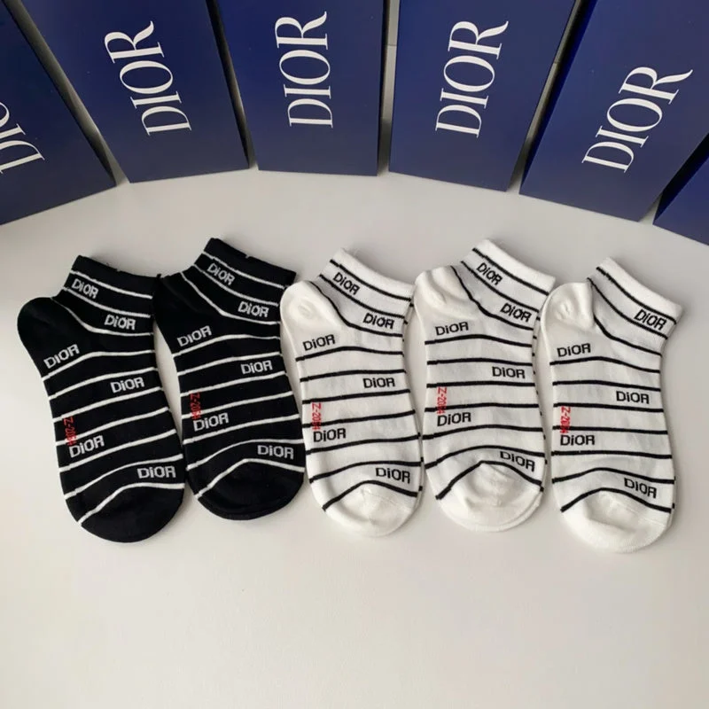 Fashion Deal SACC - Mix Socks - 404 Fashionable Handbags At Must-Have Prices