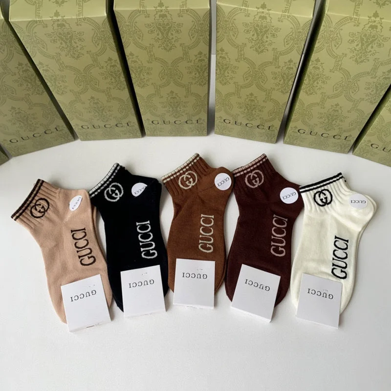 Fashion Frontiers SACC - Mix Socks - 445 Iconic Handbags At Unbeatable Prices