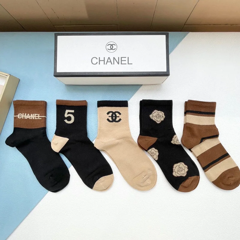 Stylish Deals SACC - Mix Socks - 259 Stylish Totes With Special Discounts