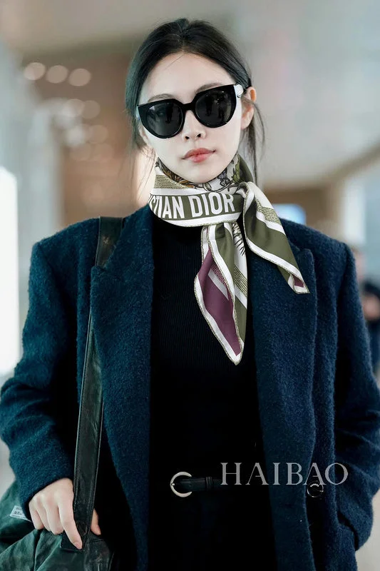 You'll Love Us Because SACC - Mix Scarves - 601 Grab Stylish Bags Before They Sell Out You'll Love Us Because SACC - Mix Scarves - 601 Grab Stylish Bags Before They Sell Out