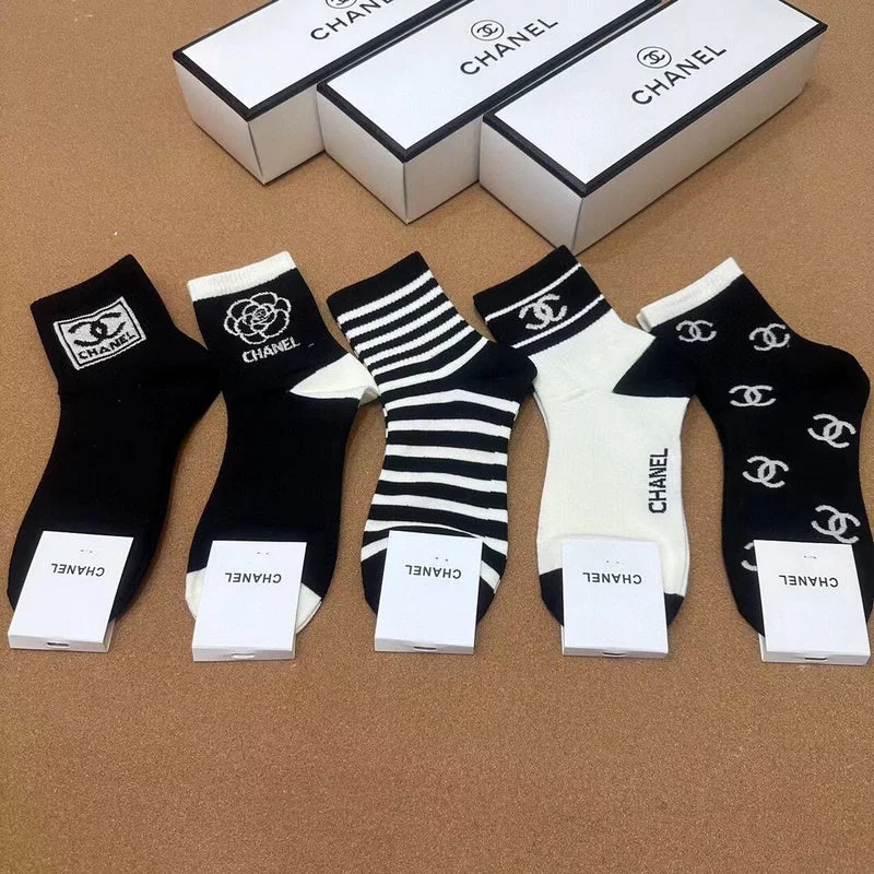 Chic Style, Always In Vogue SACC - Mix Socks - 332 Designer Bags, Low Prices