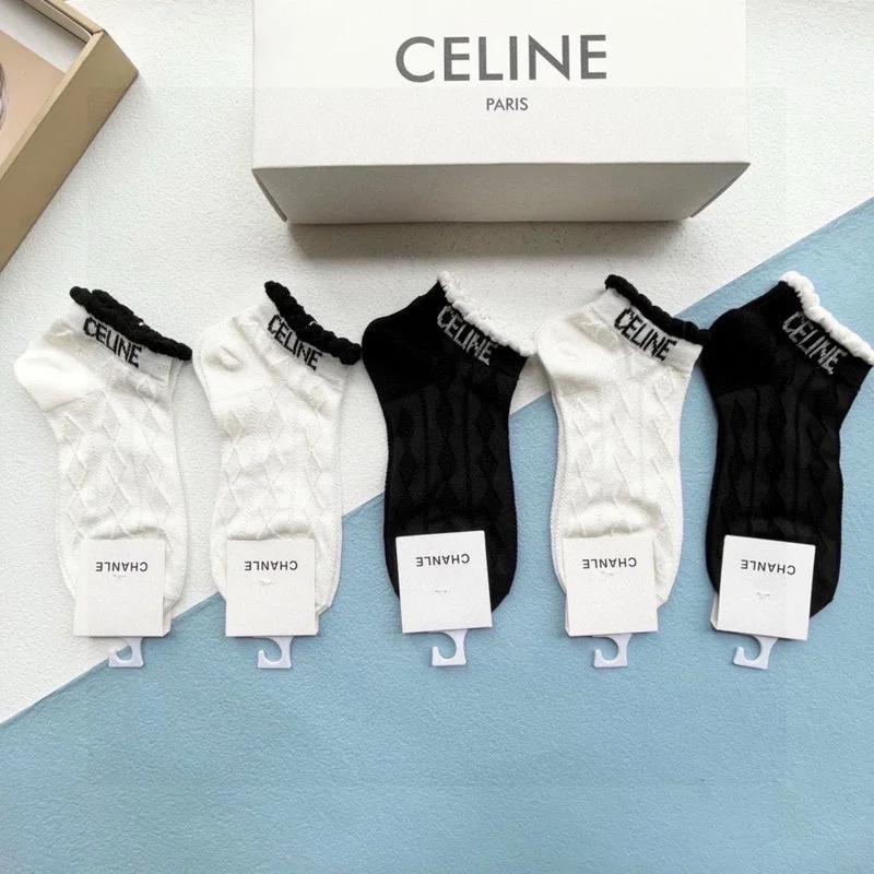 Bags For Urban And Trendy Looks SACC - Mix Socks - 260 Handbag Deals For Every Occasion Bags For Urban And Trendy Looks SACC - Mix Socks - 260 Handbag Deals For Every Occasion