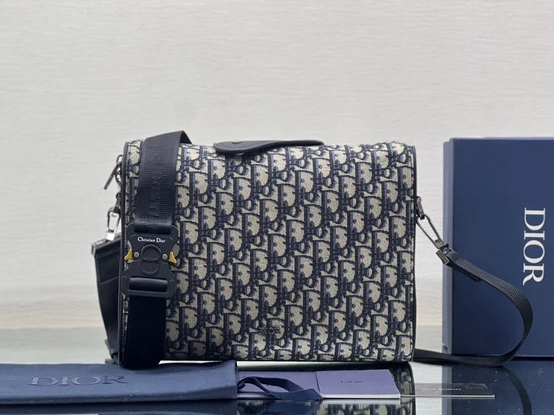 Limited Stock, Big Discounts LCE - DIR Bags - 1578 The Ultimate Sale On Must-Have Handbags Limited Stock, Big Discounts LCE - DIR Bags - 1578 The Ultimate Sale On Must-Have Handbags