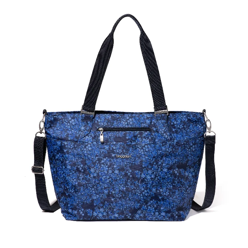 baggallini Avenue Tote Grab Your Favorite Handbags At Discounted Prices