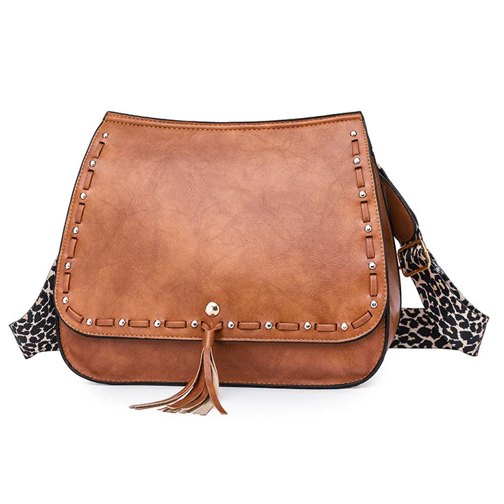 BM9105 High Quality Ladies Retro Saddle Tassel Vegan Leather Crossbody Purse Bohemian Clutch Shoulder Messenger Handbag Elegant Totes At Limited-Time Prices BM9105 High Quality Ladies Retro Saddle Tassel Vegan Leather Crossbody Purse Bohemian Clutch Shoulder Messenger Handbag Elegant Totes At Limited-Time Prices