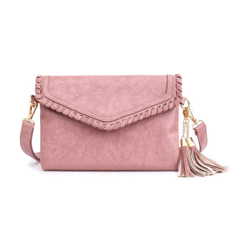 BM9108 High Quality Woven Leather Tassel Shoulder Messenger Bags Women Saddle Bag Vintage Leather Crossbody Bag Chic And Affordable Bags – Grab Yours Today