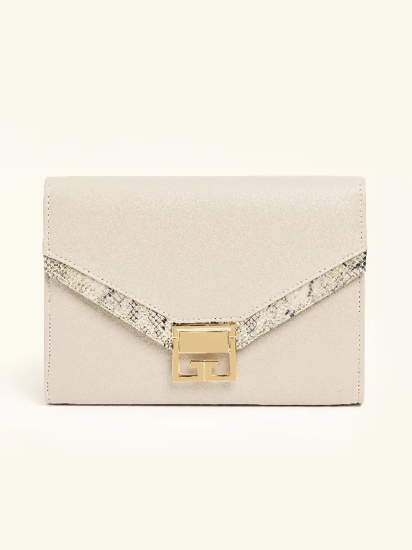 Metallic Brooch Handbag Premium Bags, Special Prices