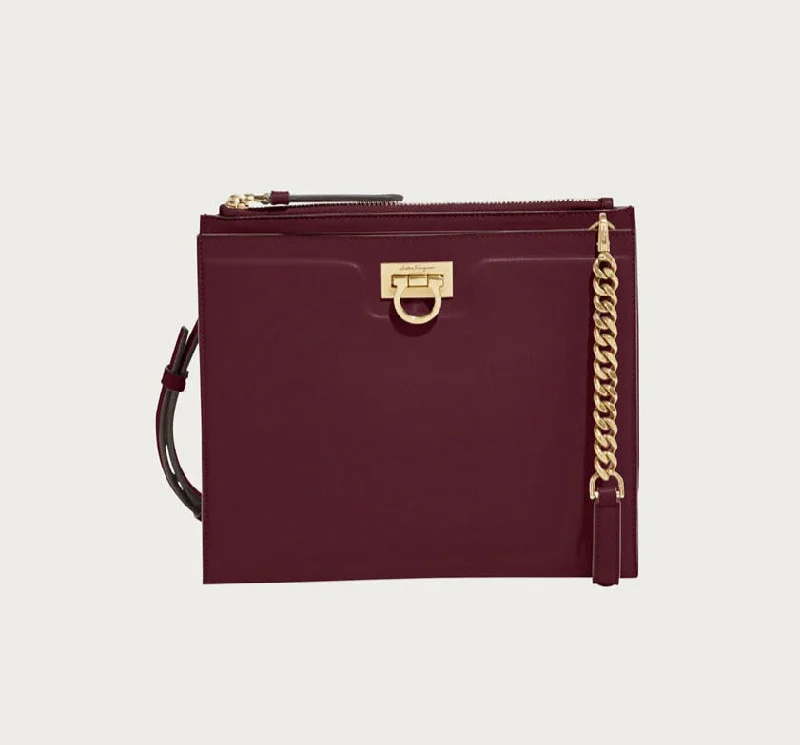 SALVATORE FERRAGAMO Trifolio Women's 724605 Purple Shoulder Bag Trendy Purses At Exclusive Promotional Rates SALVATORE FERRAGAMO Trifolio Women's 724605 Purple Shoulder Bag Trendy Purses At Exclusive Promotional Rates