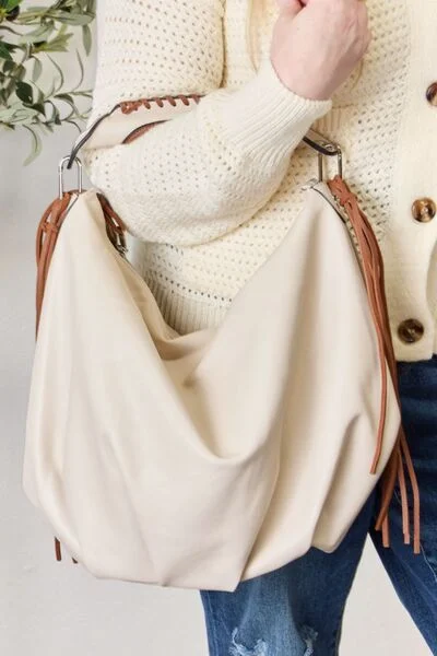SHOMICO Fringe Detail Contrast Handbag Exclusive Bag Deals – Perfect For Any Occasion SHOMICO Fringe Detail Contrast Handbag Exclusive Bag Deals – Perfect For Any Occasion