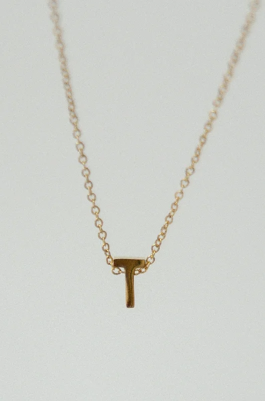 LETTERS NECKLACE // T