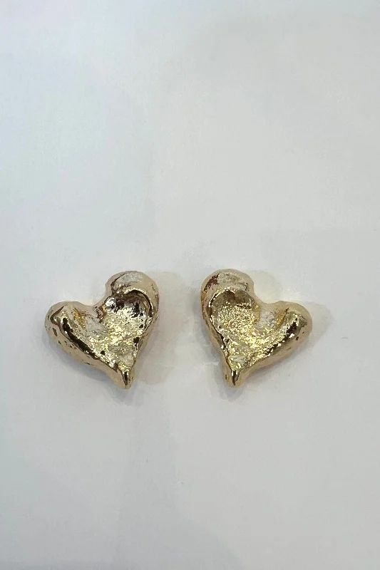 Kayne Hammered Heart Stud Earrings