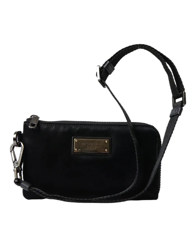 Dolce & Gabbana  Nylon Logo Plaque Keyring Pouch Clutch Women's Bag Your Perfect Bag At The Perfect Price