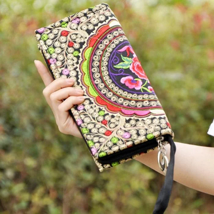 Ethnic Embroidery Canvas Day Clutch Bag Elegant Bags With Limited Stock Available