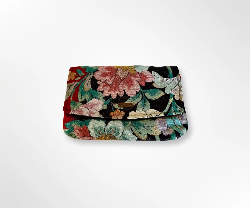 Floral and Leaves Clutch Final Call – Shop Stylish Bags Before They're Gone