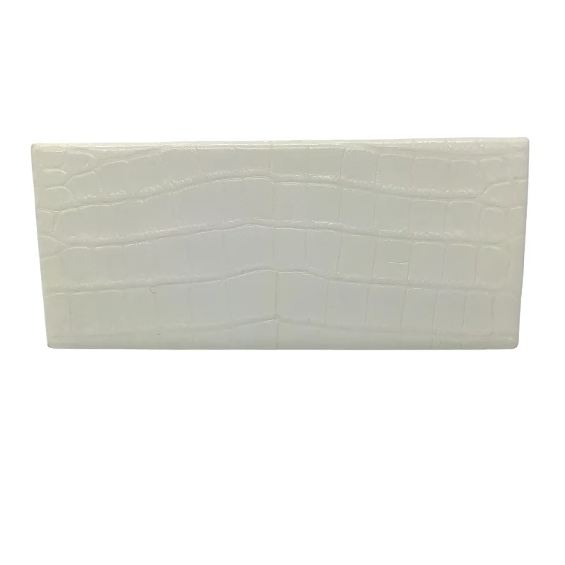 VBH Light Lime Green Celadon Alligator Skin Leather Clutch Bag Affordable Elegance, Grab Yours VBH Light Lime Green Celadon Alligator Skin Leather Clutch Bag Affordable Elegance, Grab Yours