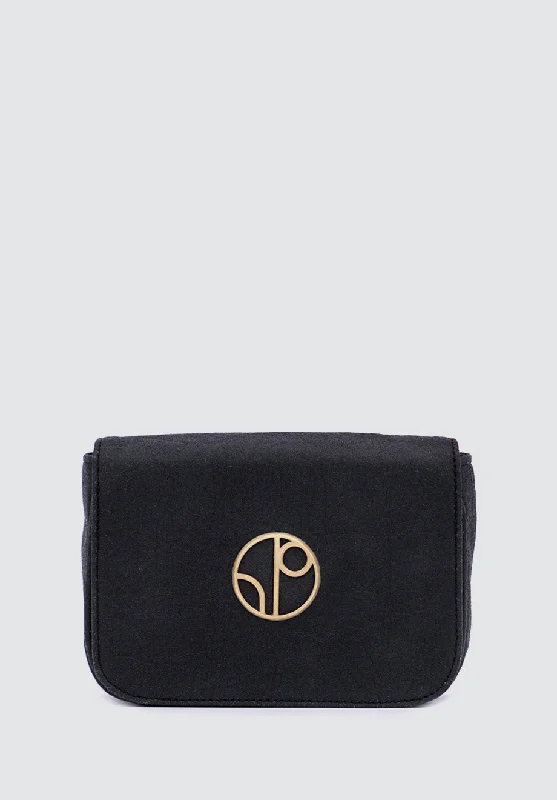 New York JFK - Piñatex® Belt Bag | Truffle Elegant Bags, Limited Stock