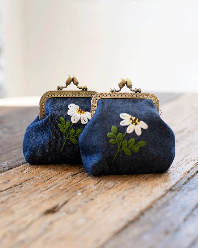 Daisy Embroidered Denim Coin Purse Chic And Affordable Bags – Grab Yours Today