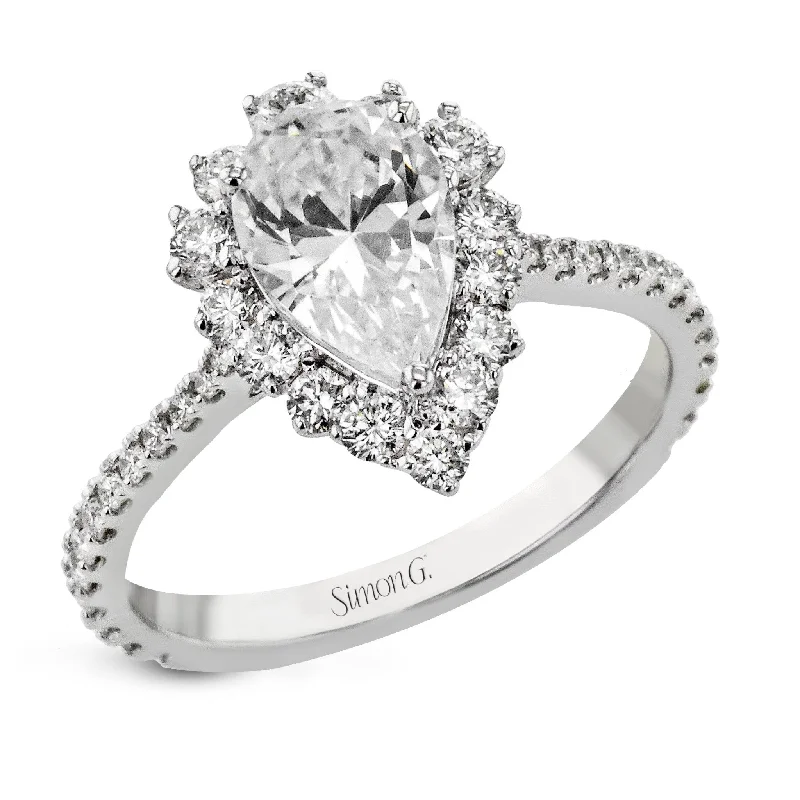 Pear-Cut Halo Engagement Ring In 18k Gold With Diamonds