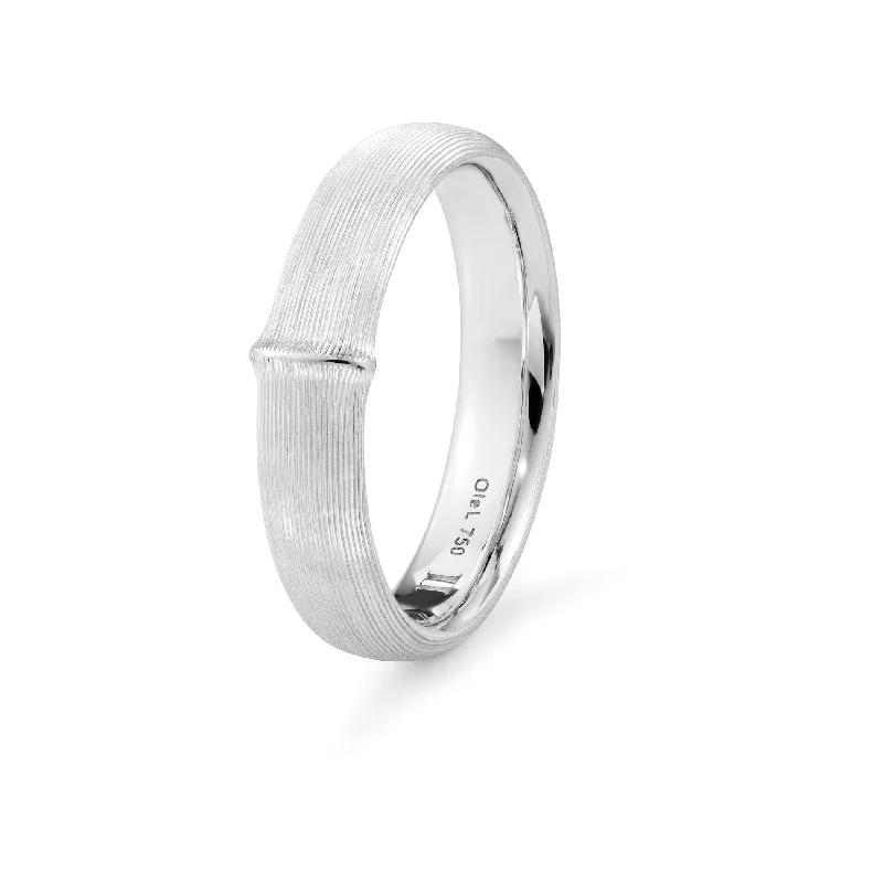 Large Nature Mens 18K Whitegold Ring