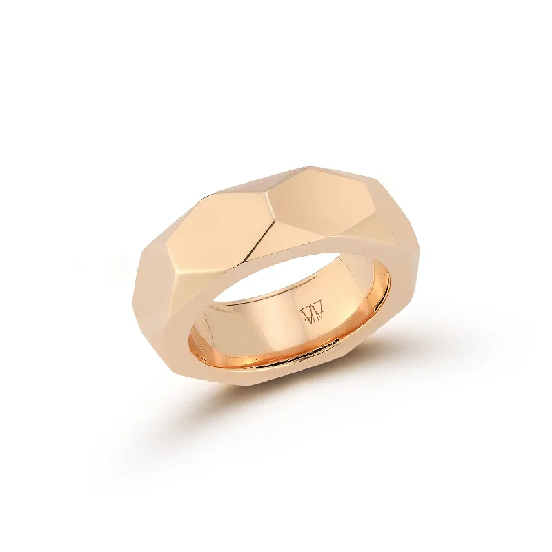 QUENTIN 18K ROSE GOLD FACETED HEXAGON PATTERN BAND MEN'S RING