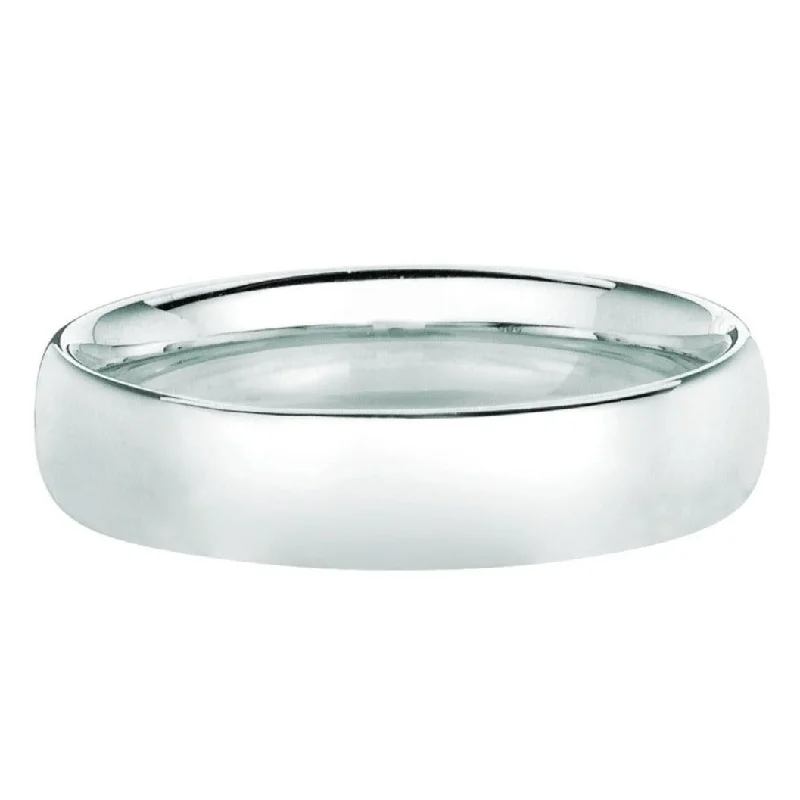 14K White Gold 5mm Wedding Band. Size 6,7,8,9,10,11,12