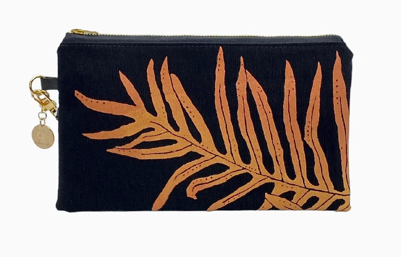 Laua'e - Wristlet Chic Handbags At Special Promotional Prices