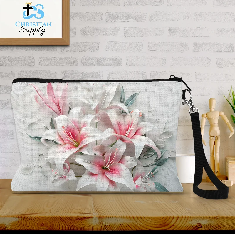 Lilies 4 Wristlet Stylish Handbags At Unbeatable Discounts