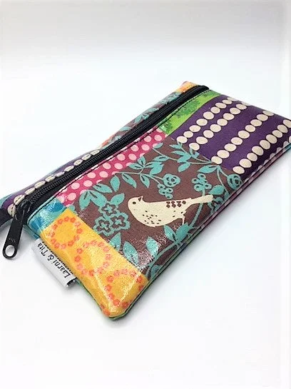Medium Wristlet in Cream Bird Patchwork The Ultimate Sale On Must-Have Handbags