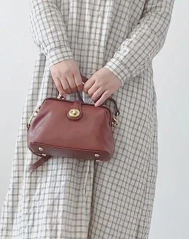Latest Trends Handmade Womens Brown Leather Doctor Handbag Purse Vintage Small Doctor Shoulder Bag for Women Stylish Handbags With Exclusive Online Discounts