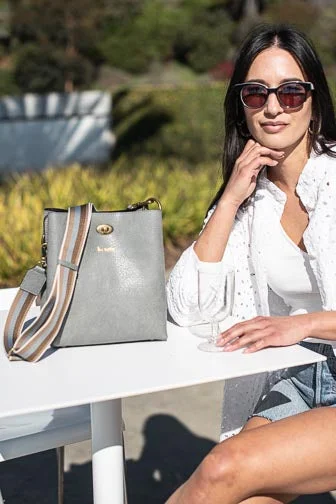 Festive Holiday Gift Bags Lola 3316 cross body/bucket bag Trendy Handbags, Limited-Time Sale