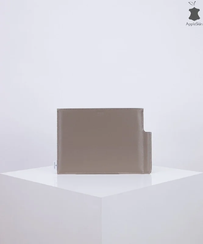 Don't Miss Out nuuwaï - Vegan Tablet Sleeve - IZZY SOFT TAUPE Fashion Bags, Limited Offer