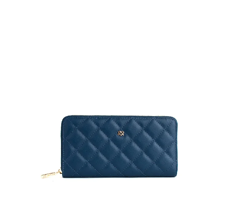 Casual Yet Chic Sales Uptown Quilted - Navy Zipper Wallet Limited-Time Sale On Trendy Handbags – Don't Miss Out