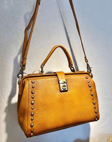 Limited Stock Vintage Womens Tan Leather Doctor Handbag Purses With Rivet Doctor Shoulder Bag for Women Grab Your Favorite Handbags At Discounted Prices