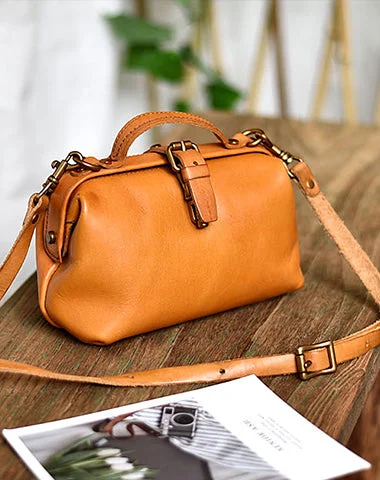 Cool Prices Womens Tan Leather Doctor Handbag Purses Vintage Green Doctor Side Purses for Women Limited-Stock Handbag Sale For A Stylish Look