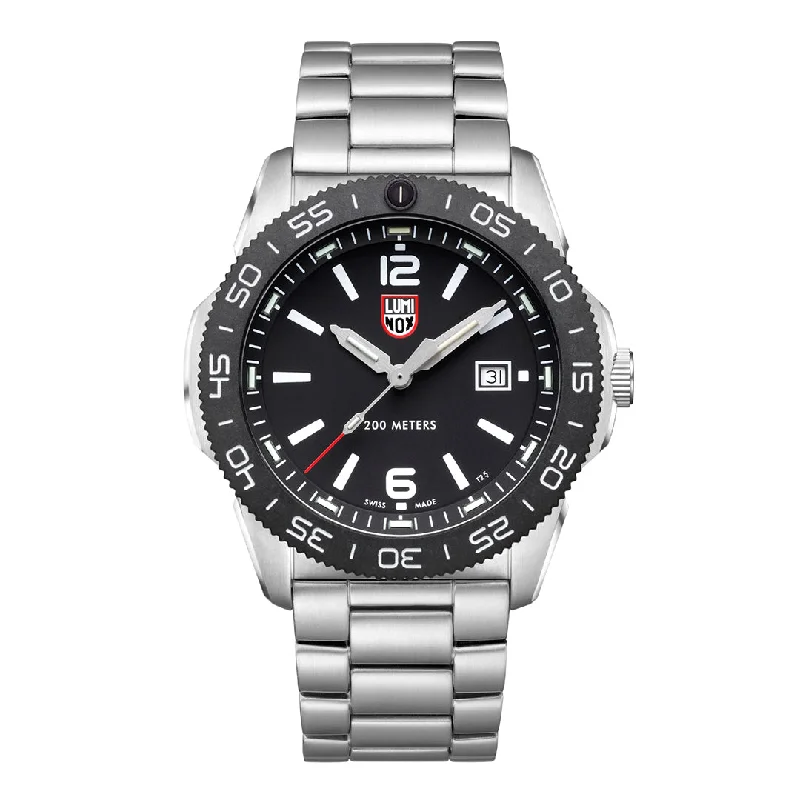 The Perfect Jewelry Piece At The Perfect Discount Luminox Pacific Diver Series 3122