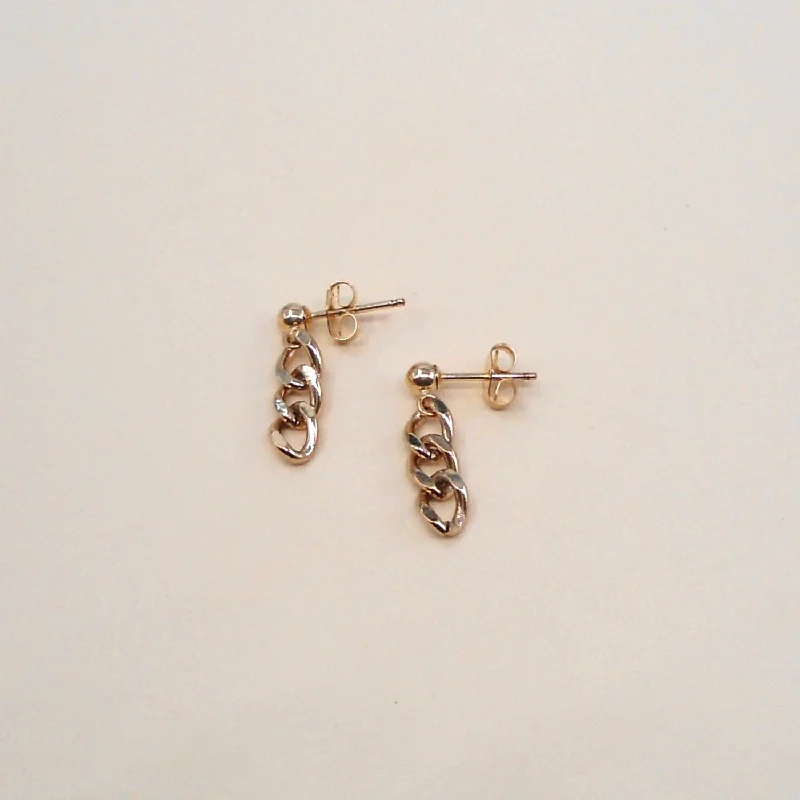 Make Your Outfit Shine With Discounted Jewelry Post with Three Links Earrings Wholesale